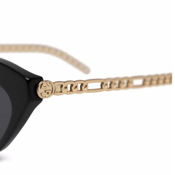 NWT Gucci Cat Eye Tinted Sunglasses with Detachable Charms - Picture 5 of 12